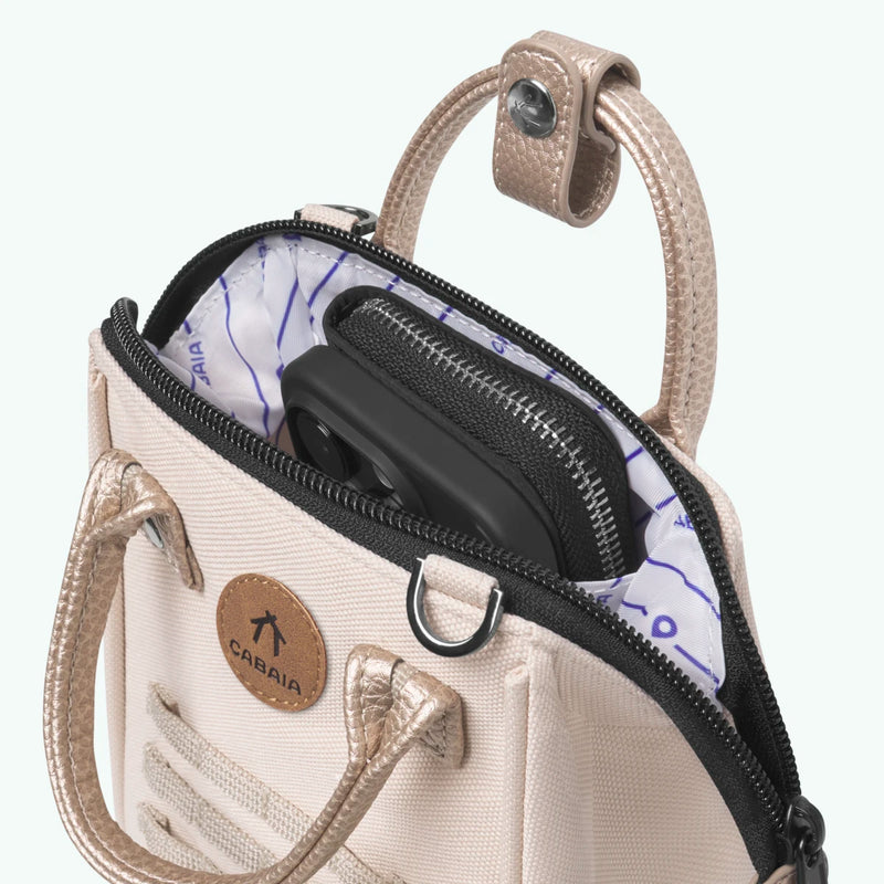 Nano Adventurer Alger — vue 3