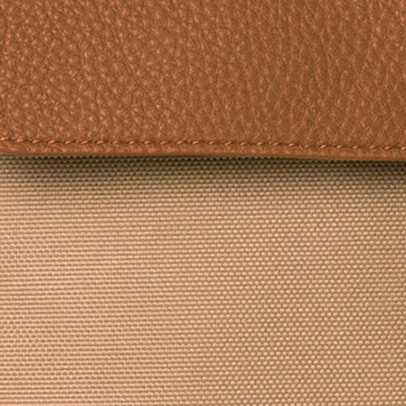 Pochette latérale Petronas Tour — vue 2